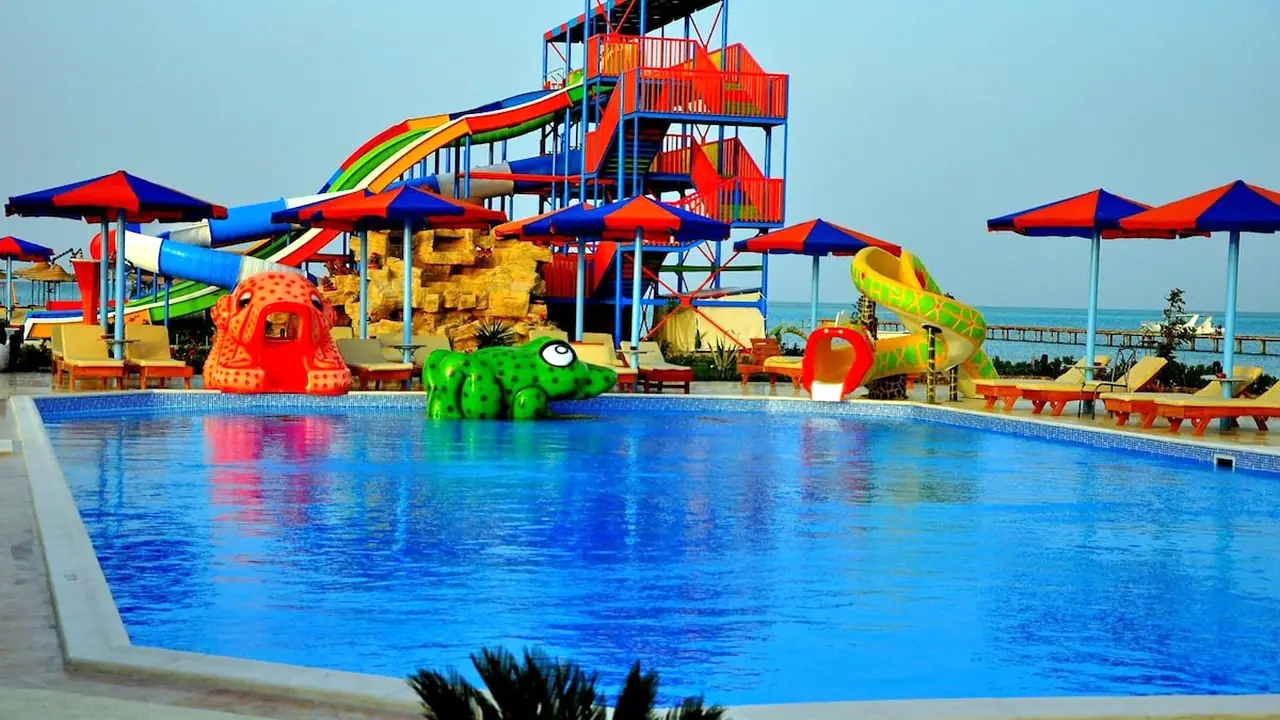 الفندق فلو سبكتروم ريزورت سهل حشيش - سهل حشيش